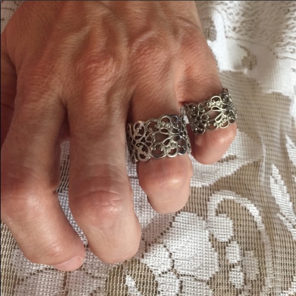 Rings - Picture 3 of 3